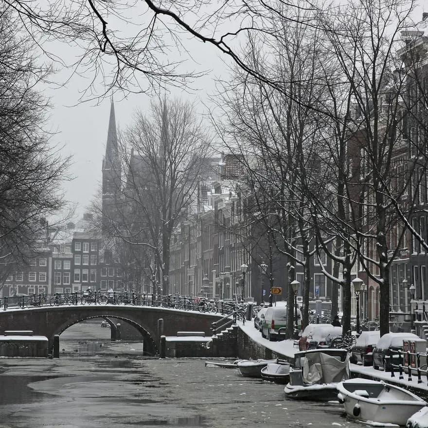 Leidsegracht In Snow & Ice-Edwin van Eis-Redactioneel