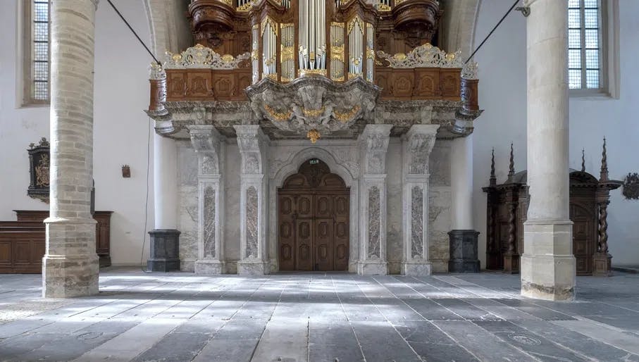 Oude Kerk interior