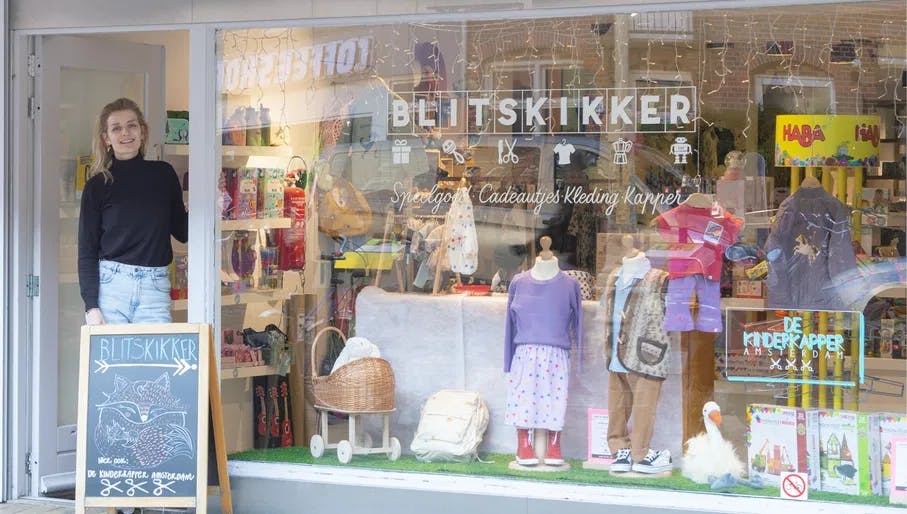 Blitskikker family & kid's shop window exterior