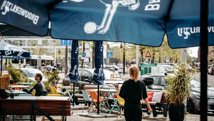 BAUT restaurant terrace