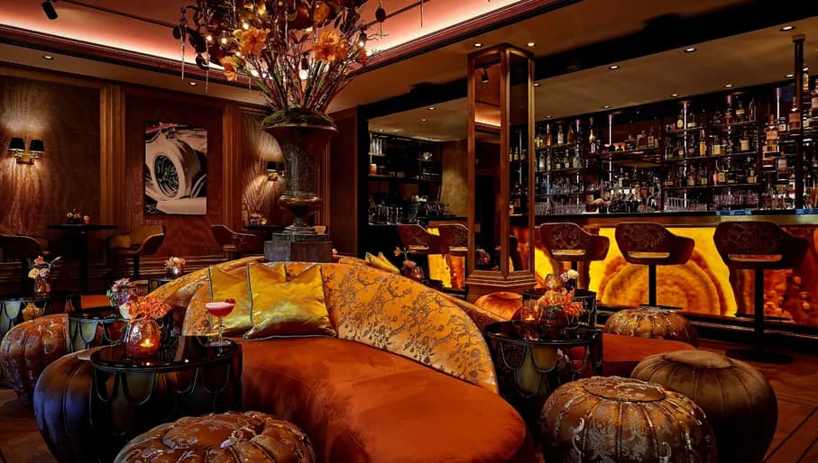 TwentySeven bar interior