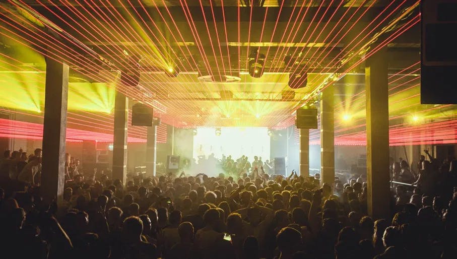 Warehouse Elementenstraat club night