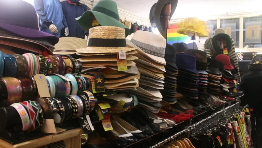 Vindit vintage shop interior