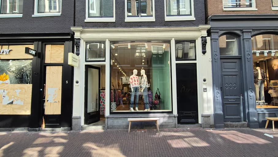 Exterior of Fabienne Chapot fashion boutique