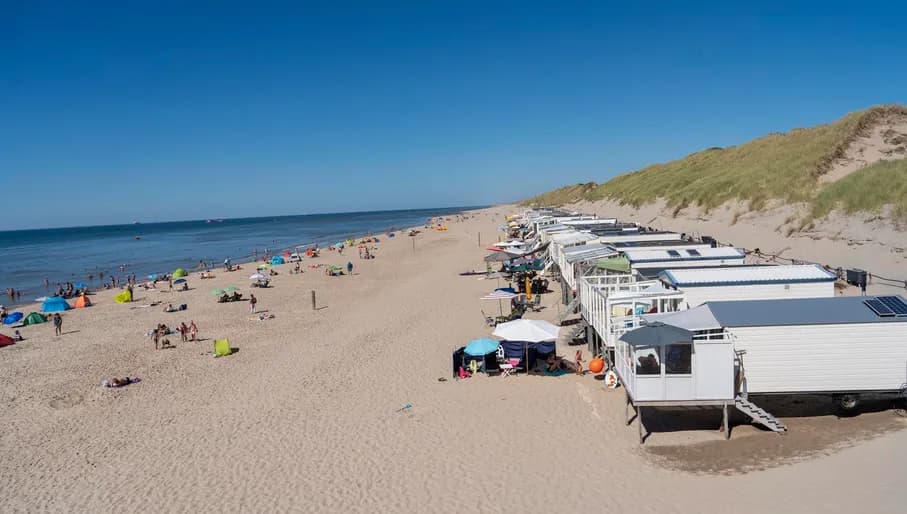 Heemskerk Zee van tijd beach